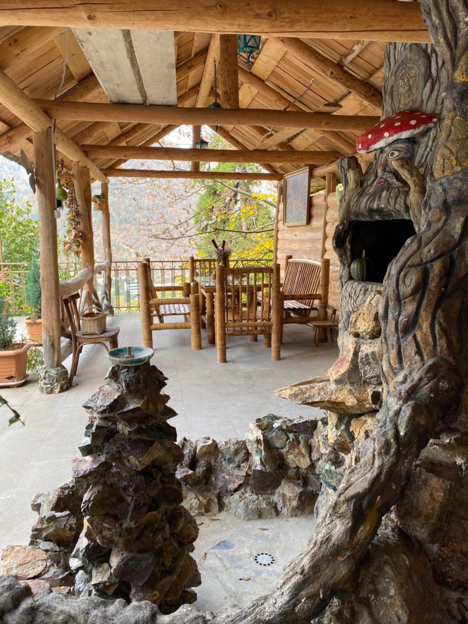 Anano'S Guesthouse بورجومي المظهر الخارجي الصورة